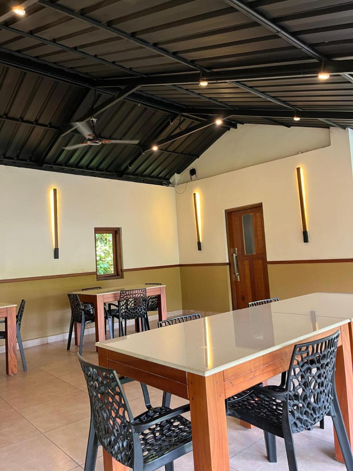 Lush Acres Villa Thekkady Ngoại thất bức ảnh