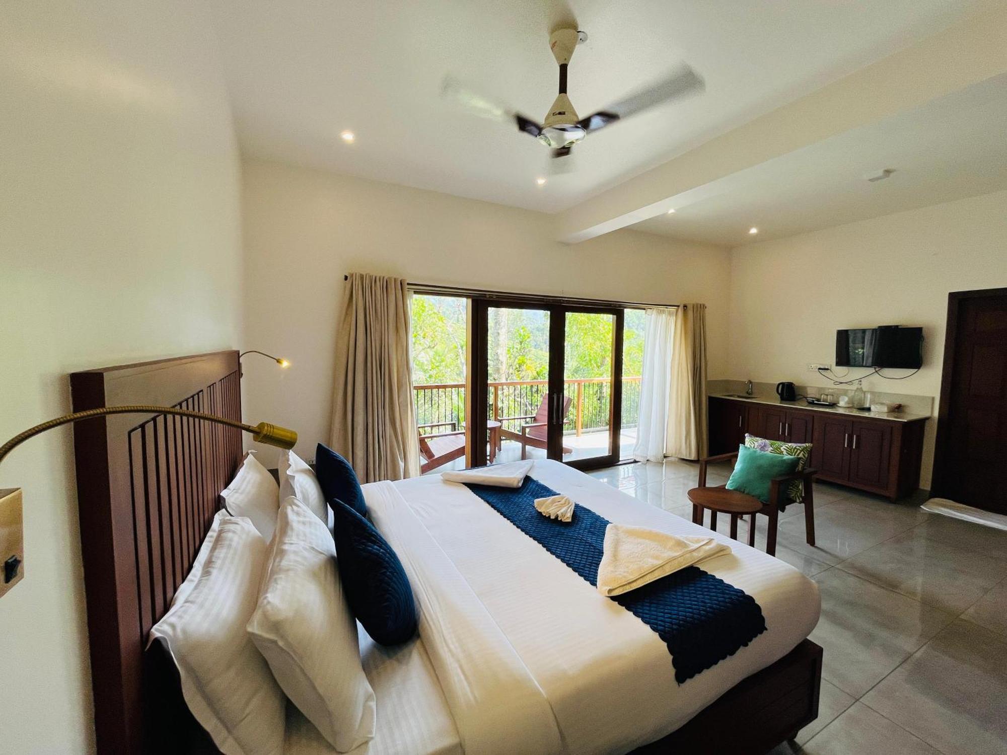 Lush Acres Villa Thekkady Ngoại thất bức ảnh