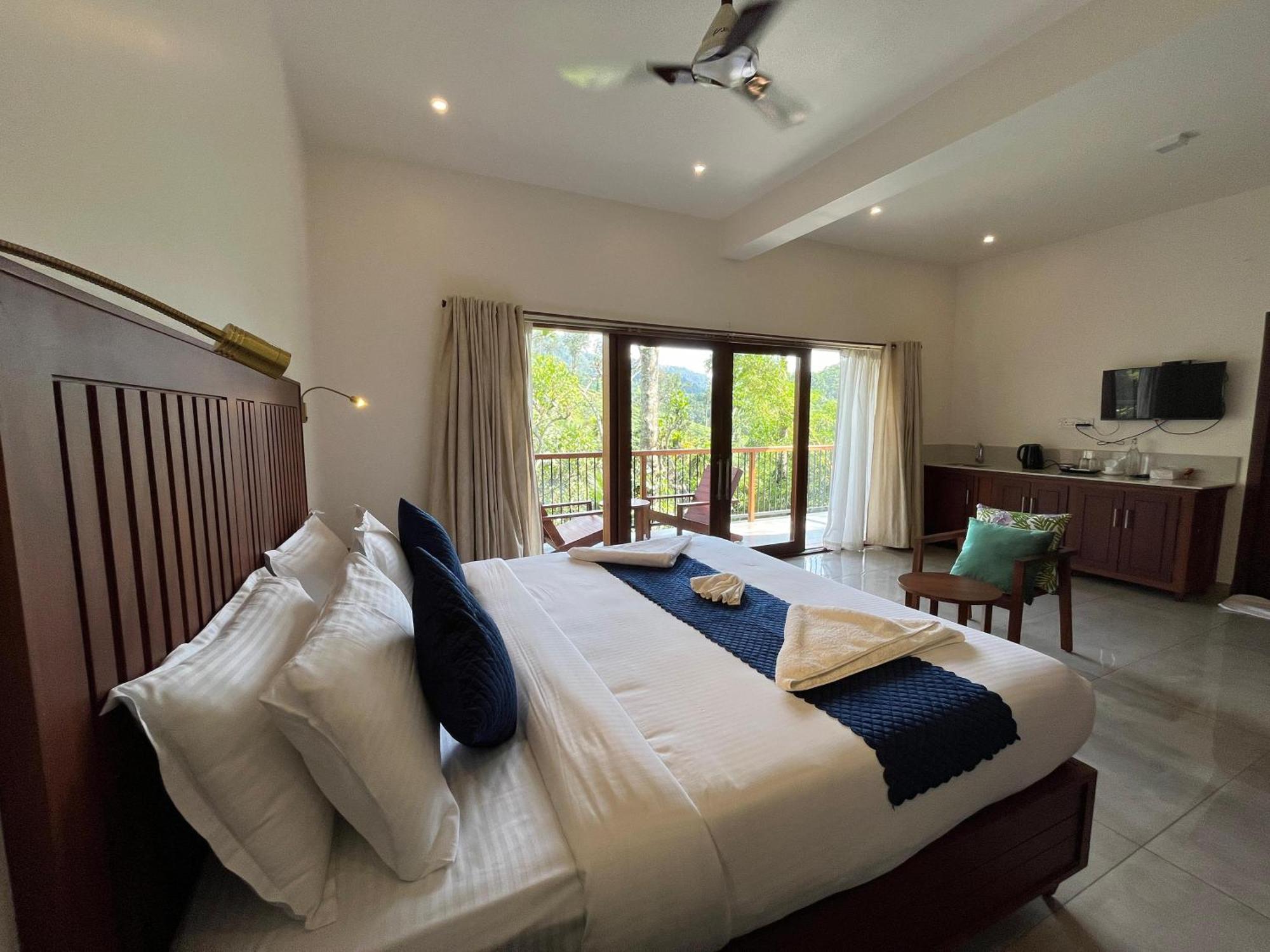 Lush Acres Villa Thekkady Ngoại thất bức ảnh