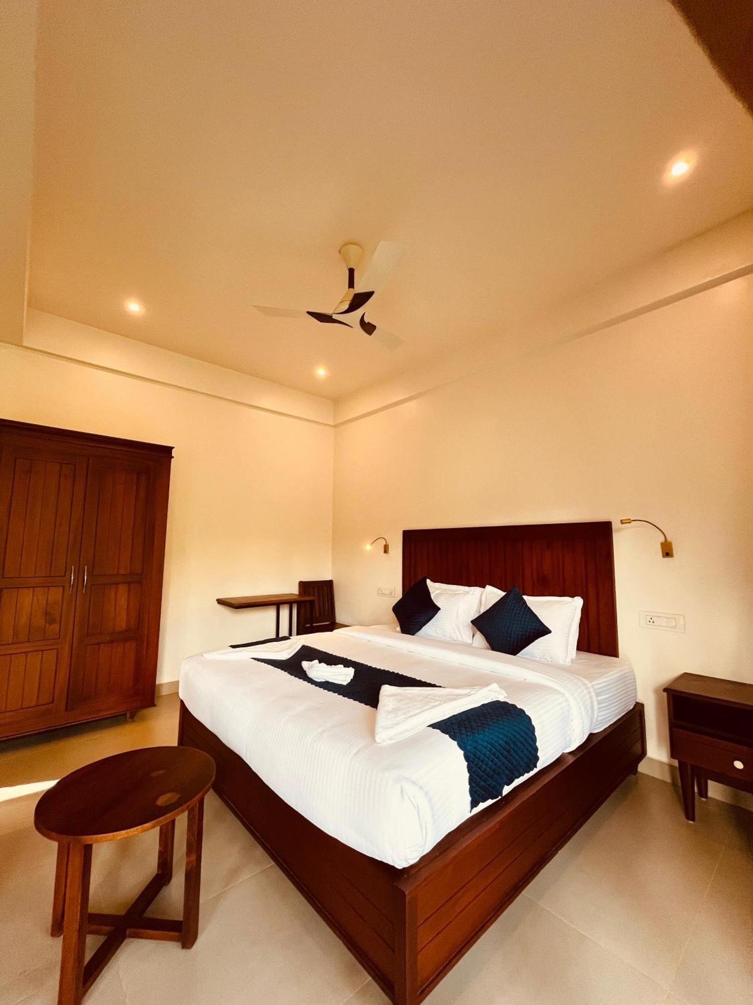 Lush Acres Villa Thekkady Ngoại thất bức ảnh