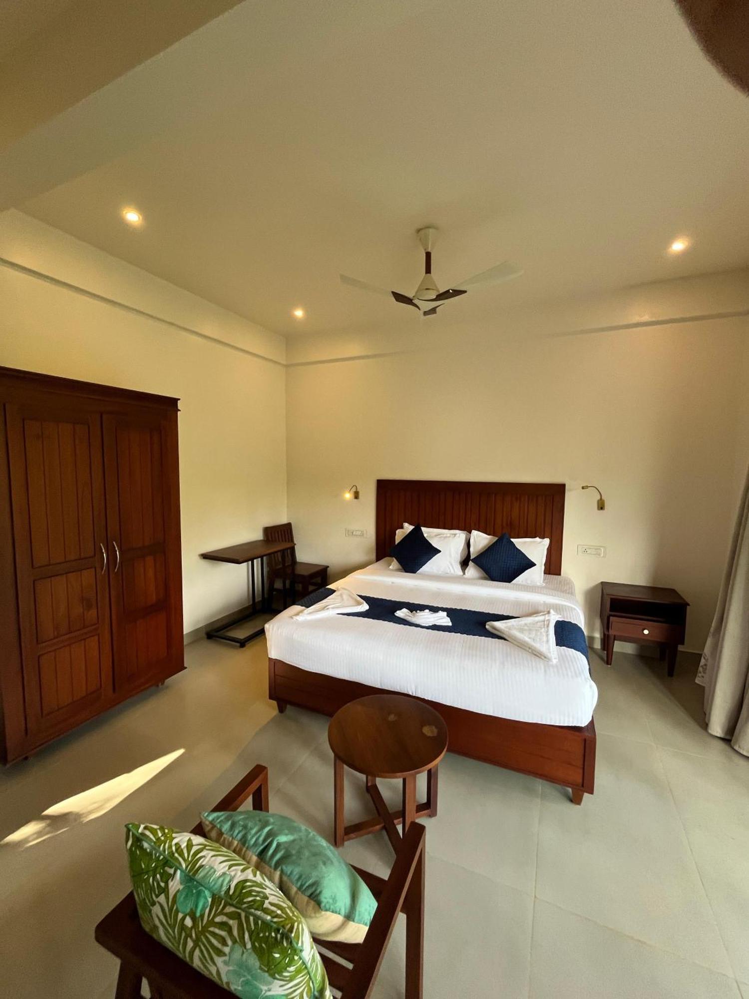 Lush Acres Villa Thekkady Ngoại thất bức ảnh