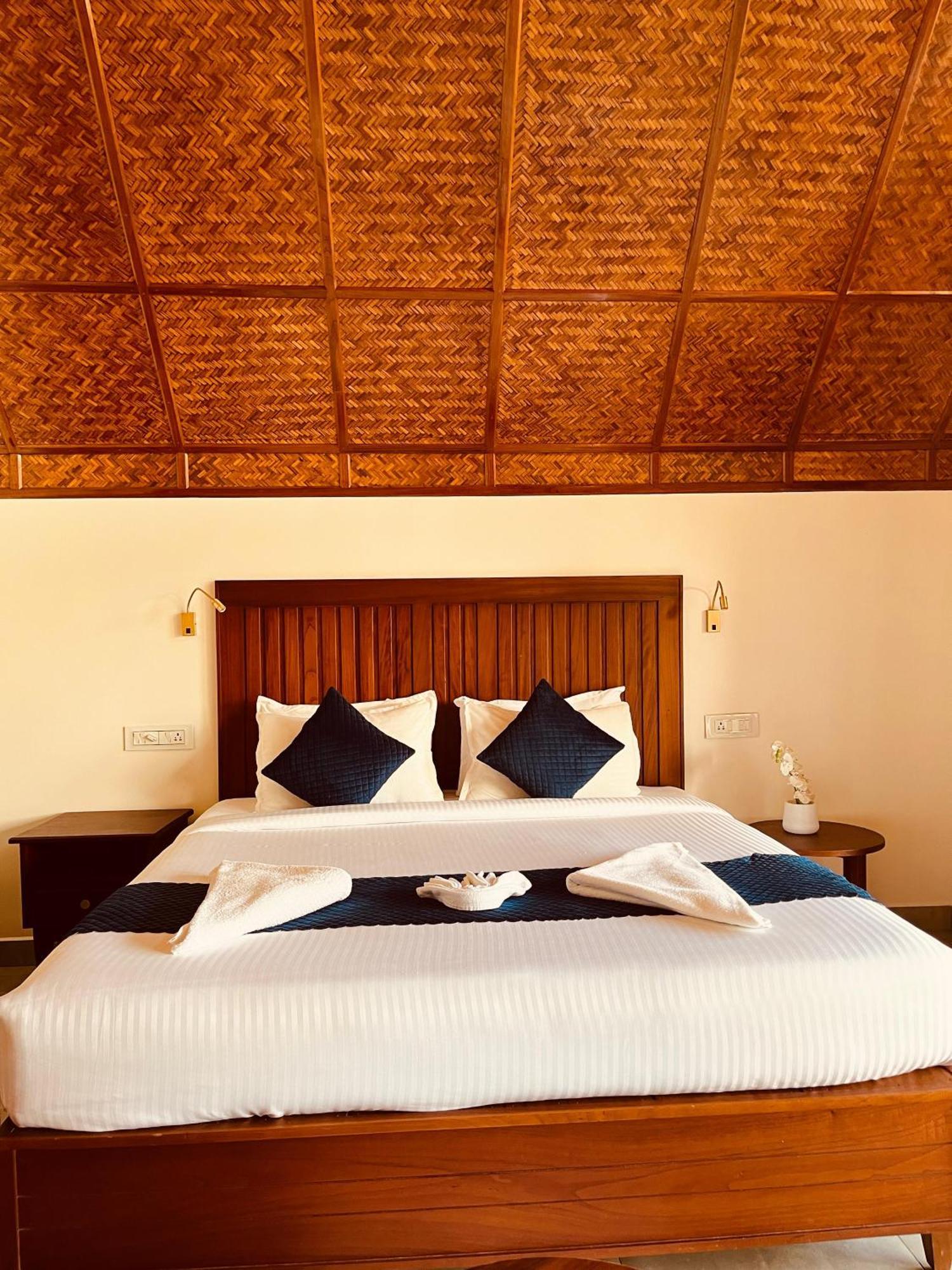 Lush Acres Villa Thekkady Ngoại thất bức ảnh